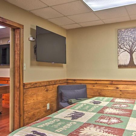 Pigeon Forge Cabin With Hot Tub And Mountain Views! Экстерьер фото