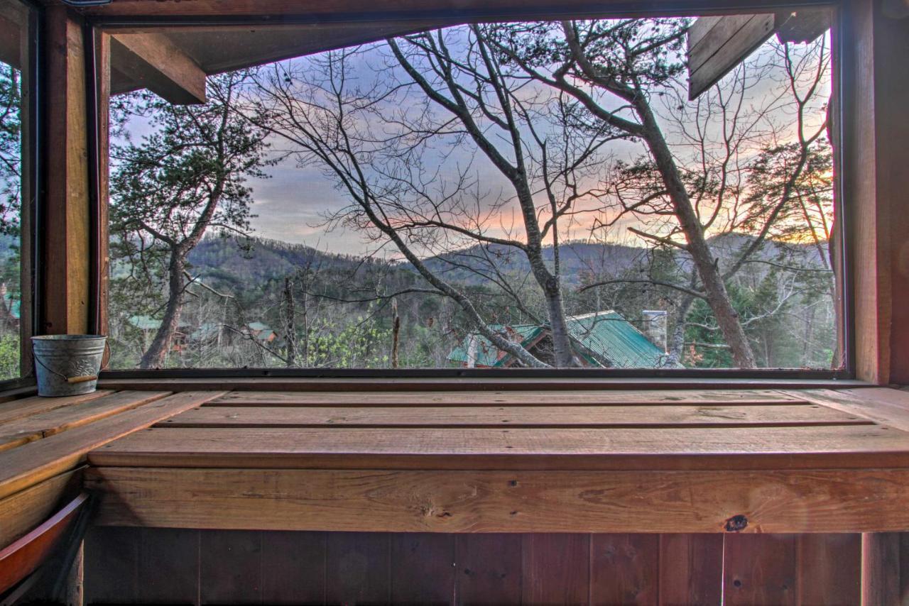 Pigeon Forge Cabin With Hot Tub And Mountain Views! Экстерьер фото